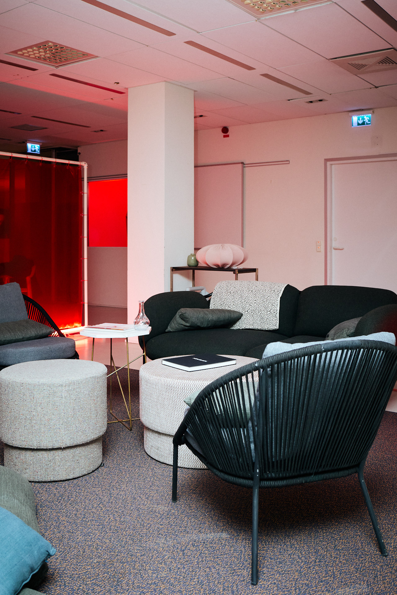 Loungen, i dagsljus